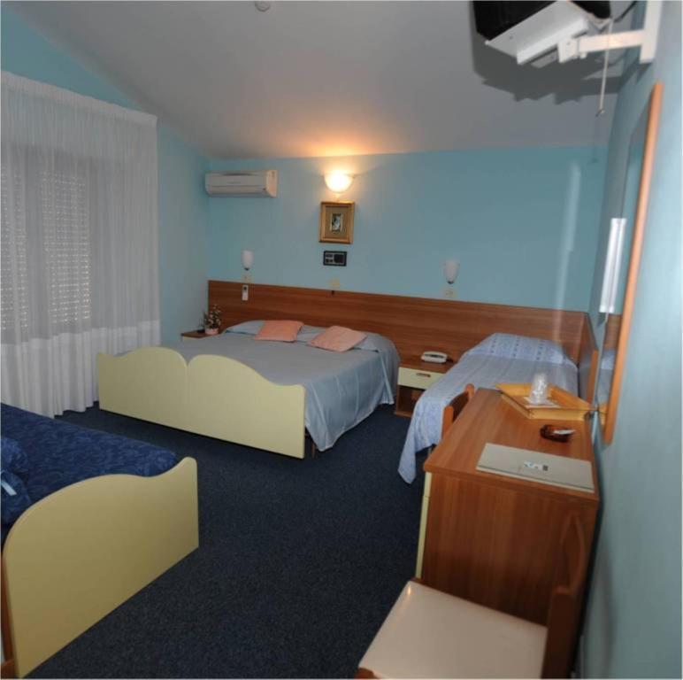 Hotel Lory My Wellness Spa Chianciano Terme Oda fotoğraf